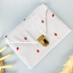 Pochette plate fraise