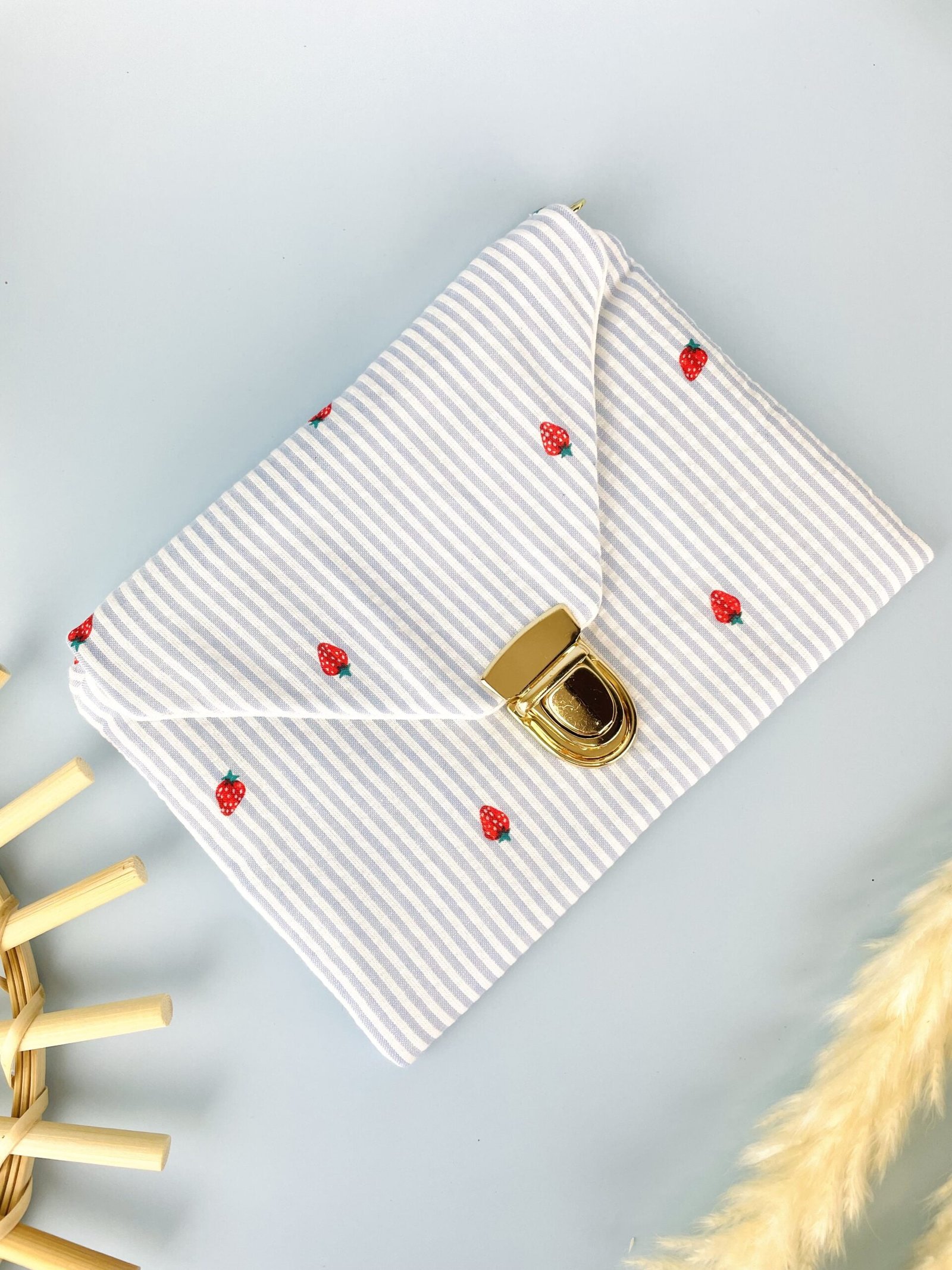 Pochette plate fraise