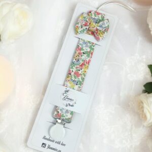 Attache tétine fleurie verte