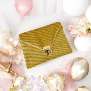 Pochette velours ocre